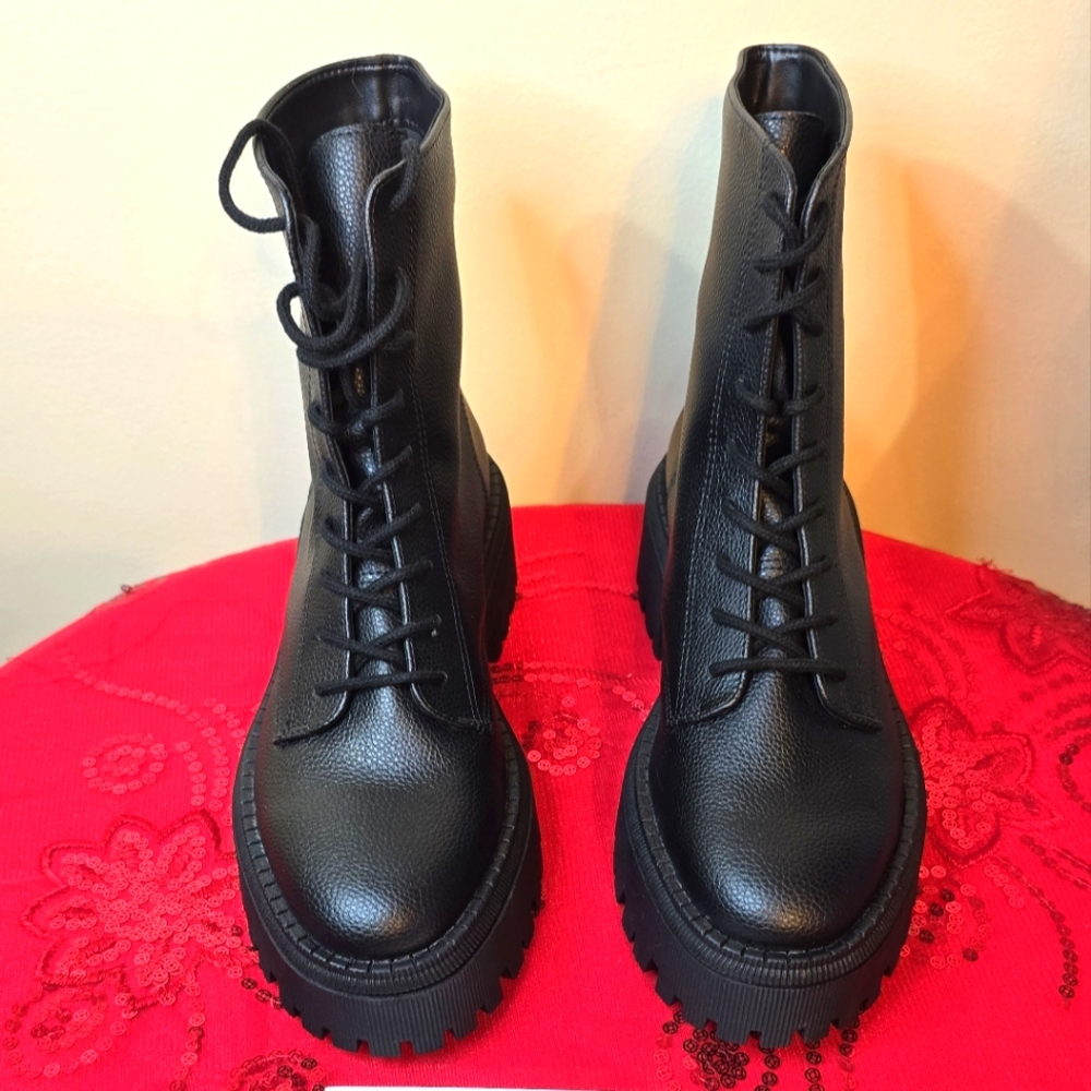 The Bene Bootie blends both texture and shine to create a standout shoe